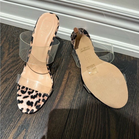 Leopard print heels - Picture 2 of 2